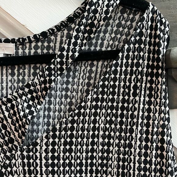 14th & Union Black Print Sleeveless Shoulder Cut Out Tunic sz 3X NWT - Picture 5 of 5